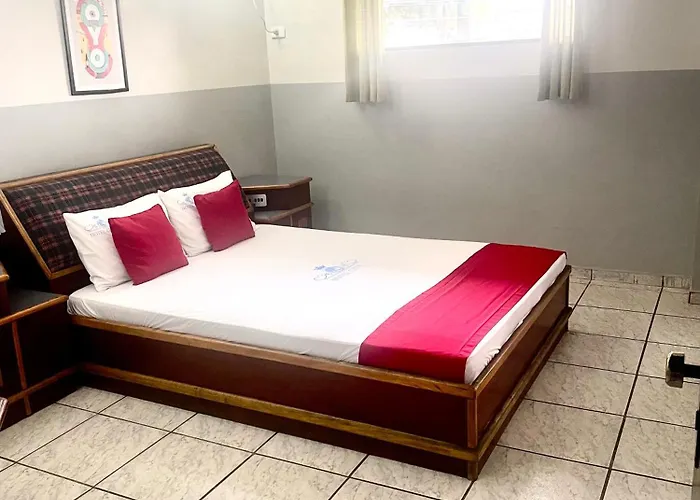 Hotel City I (Adults Only)